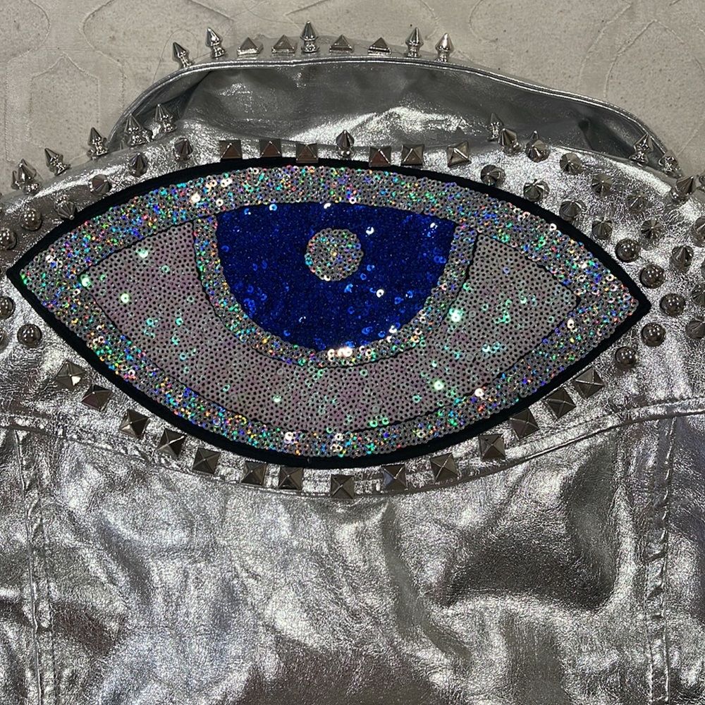 🪬Metallic Jacket🪬 - Picture 3 of 5